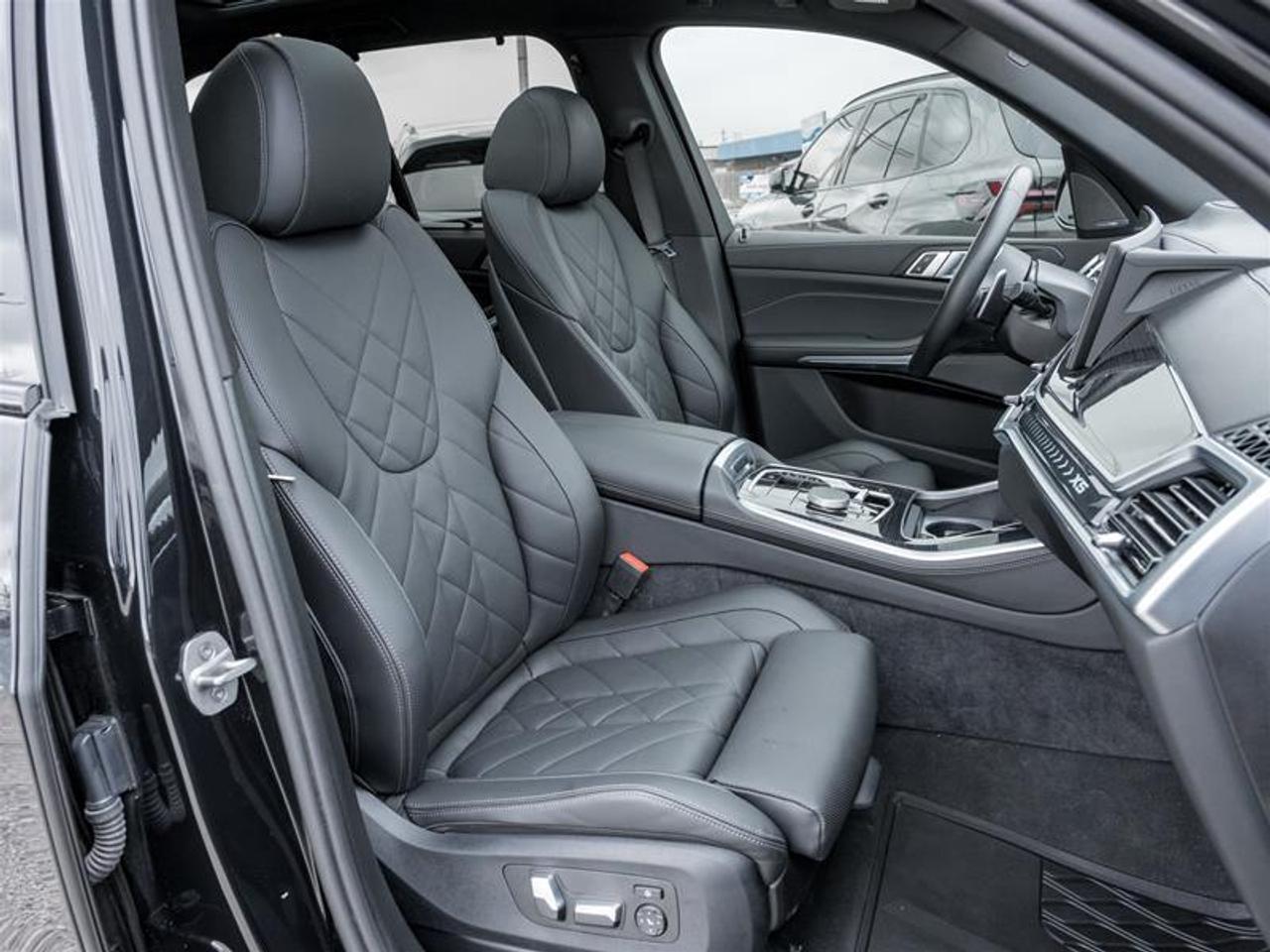 2024 BMW X5 xDrive40i 4dr All-Wheel Drive Sports Activity Vehicle Photo