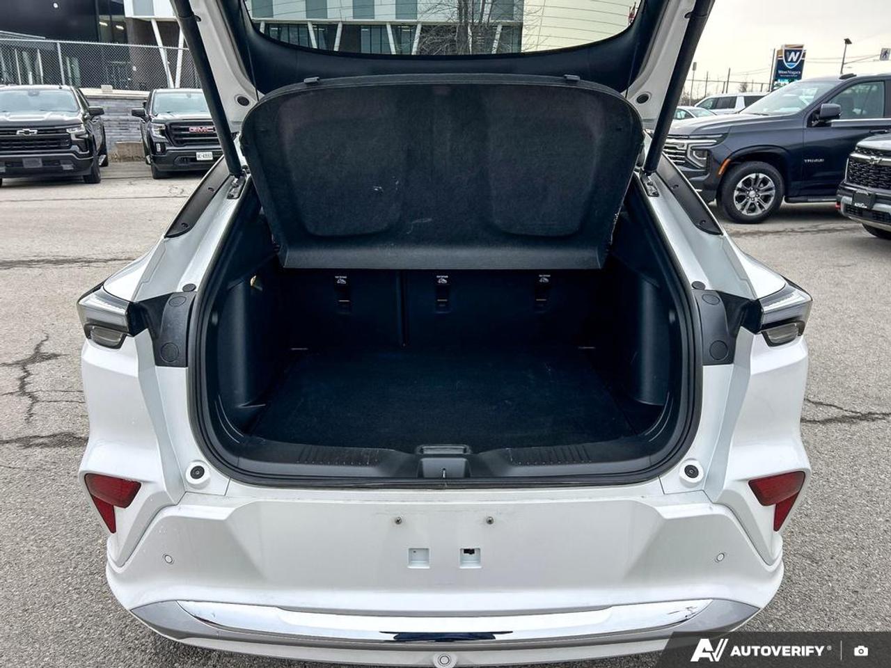 2024 Buick Envista Avenir 4dr Front-Wheel Drive Photo