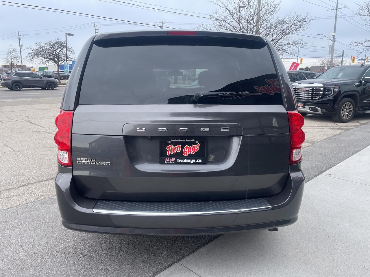 2020 Dodge Grand Caravan SXT Premium Plus 7 Passenger Back Up Camera Photo4