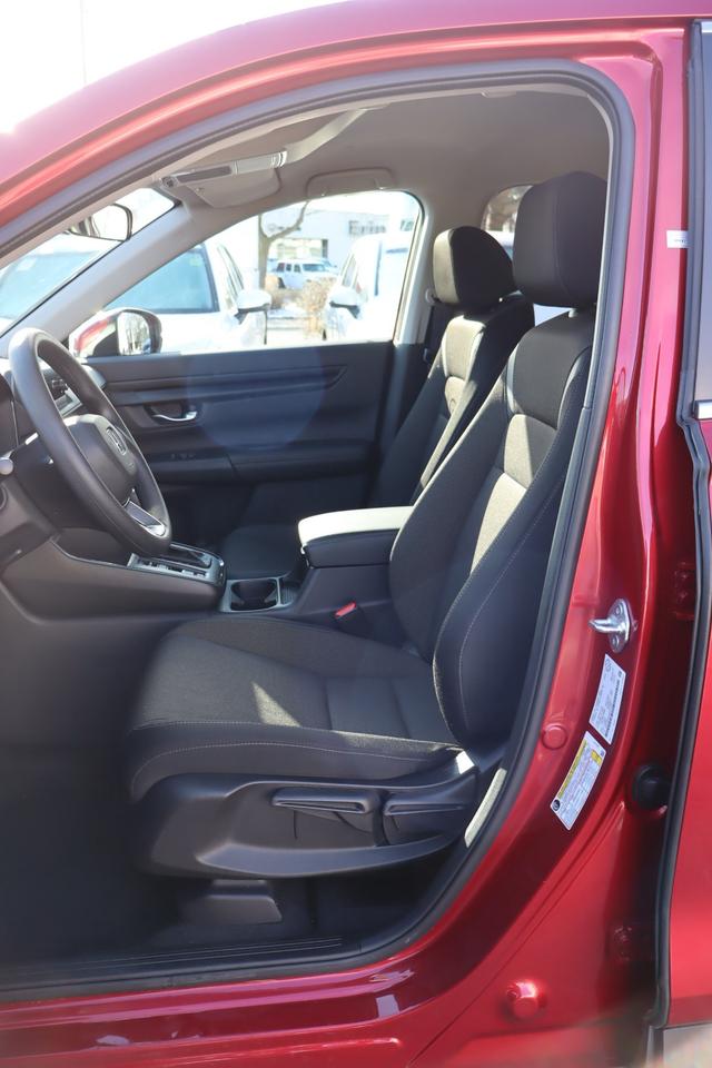 2025 Honda CR-V LX 4dr All-wheel Drive Photo