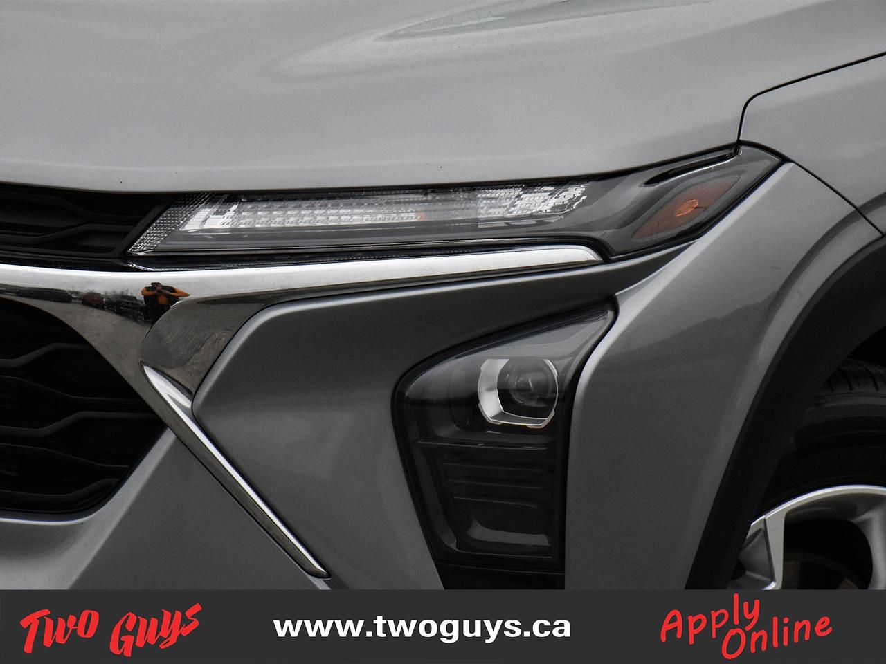 2025 Chevrolet Trax LS   New Tires   Clean CF   Pwr Group Photo2