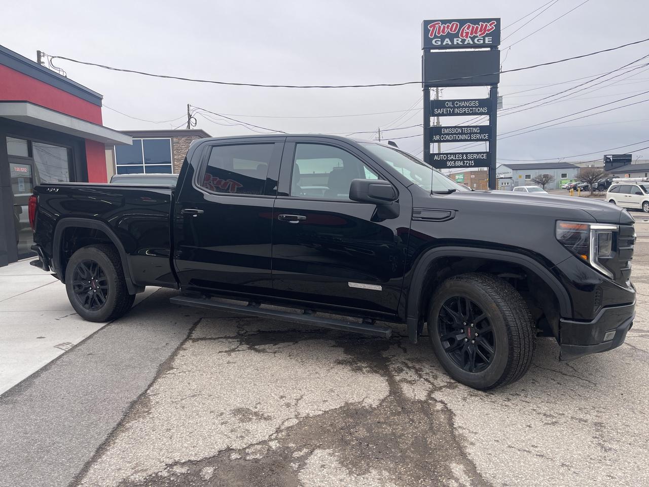 2023 GMC Sierra 1500 Elevation Crew 2.7L 4WD Photo