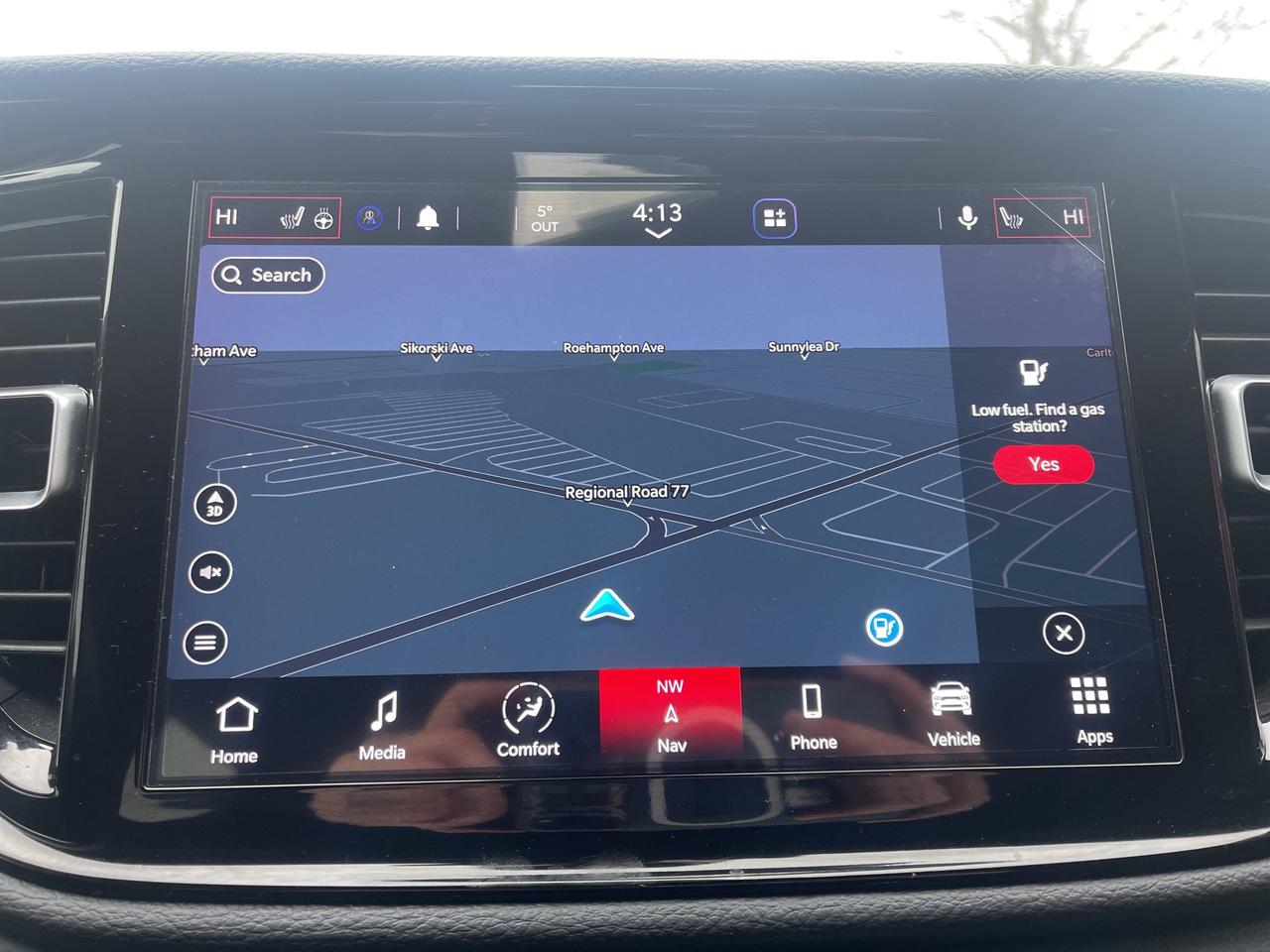 2022 Dodge Durango SXT 3.6L AWD   Nav   Blacktop   7 Pass Photo