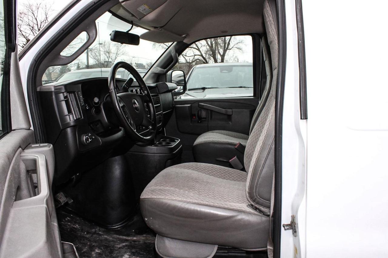 2020 GMC Savana G2500  ReverseCamera Photo
