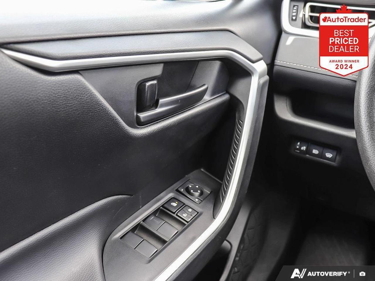 2024 Toyota RAV4 LE 4dr All-wheel Drive Photo