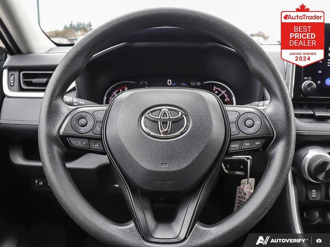 2025 Toyota RAV4 LE 4dr All-wheel Drive Photo