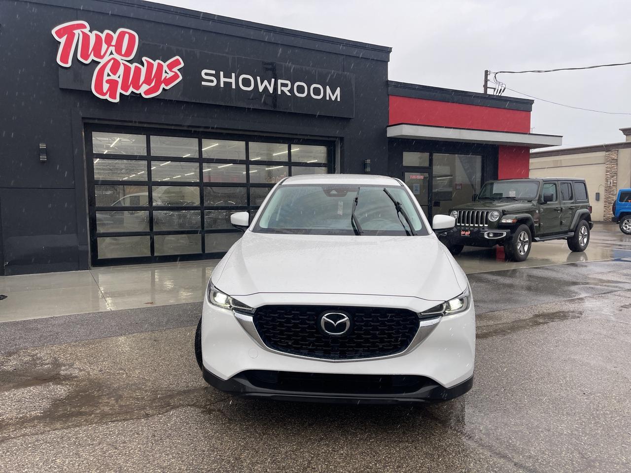 2024 Mazda CX-5 GS AWD Back Up Camera Heated Front Seats Photo