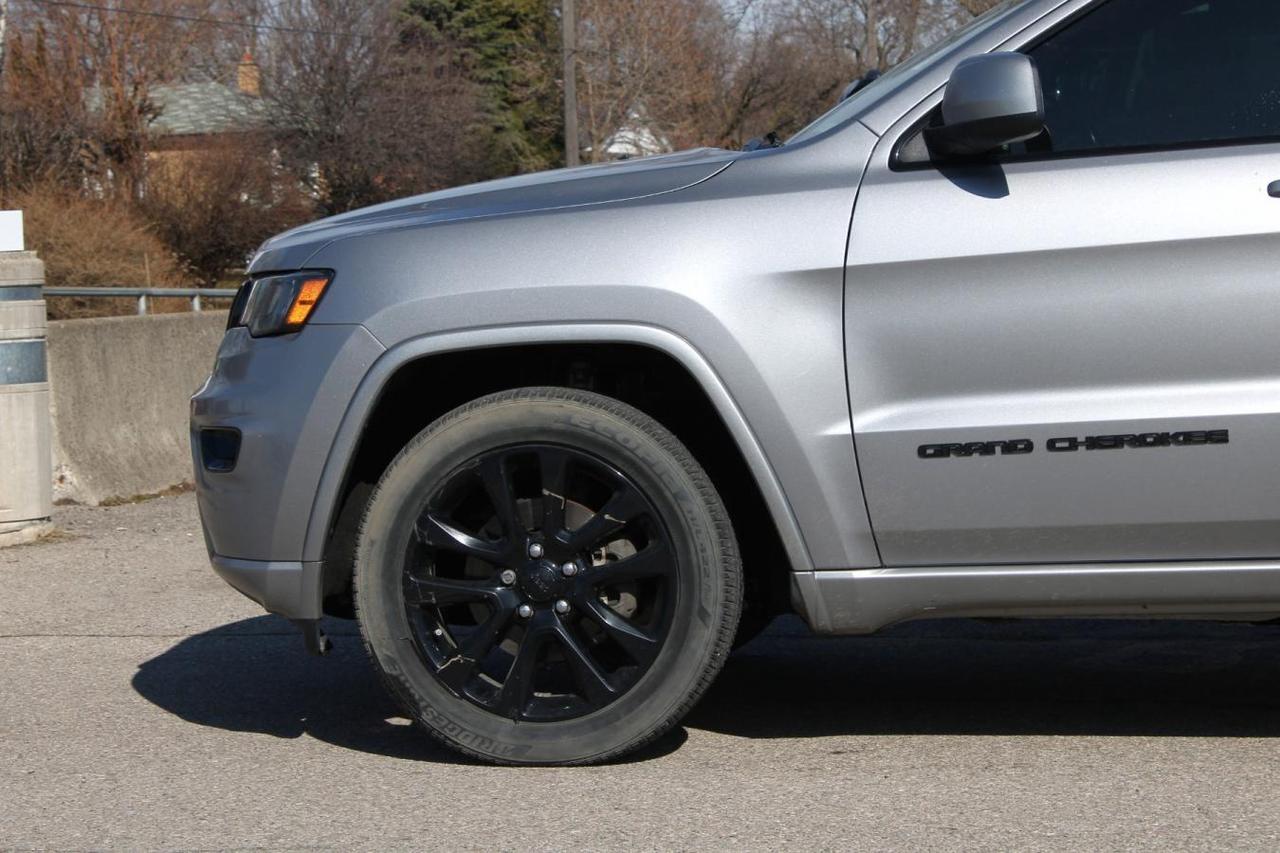 2020 Jeep Grand Cherokee L Laredo  Gps SiriusXM BkpCam HtdSeats Sunroof Photo