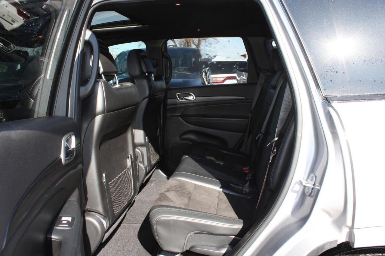 2020 Jeep Grand Cherokee L Laredo  Gps SiriusXM BkpCam HtdSeats Sunroof Photo