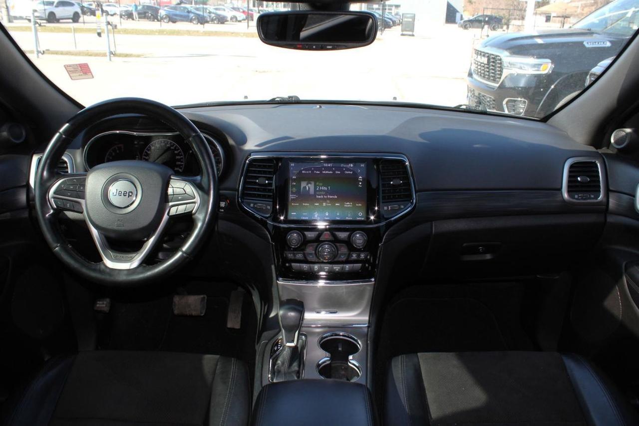 2020 Jeep Grand Cherokee L Laredo  Gps SiriusXM BkpCam HtdSeats Sunroof Photo