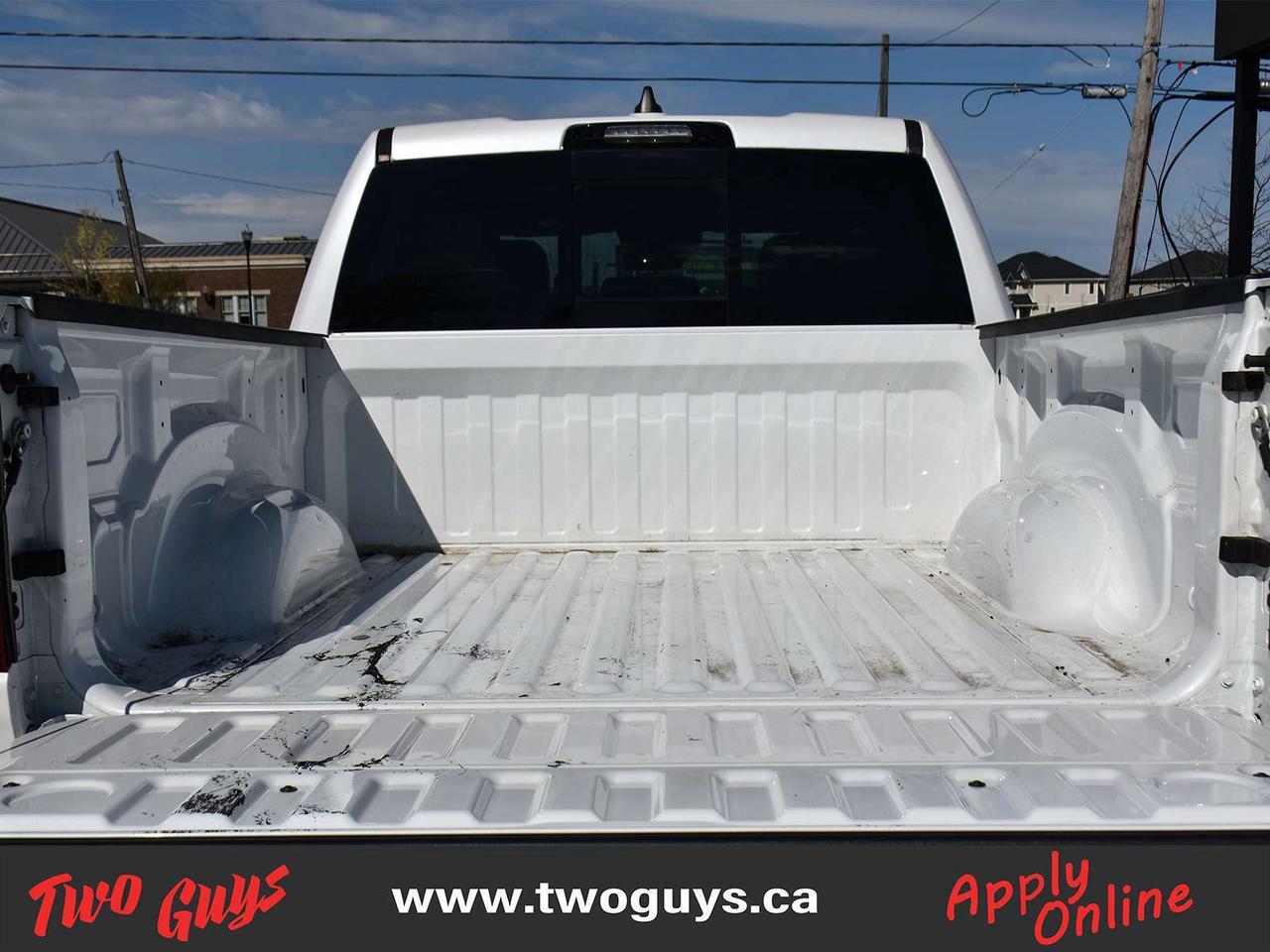 2021 RAM 1500 Laramie 5.7L E-Torque Crew 4WD   Level 2   Panoroo Photo