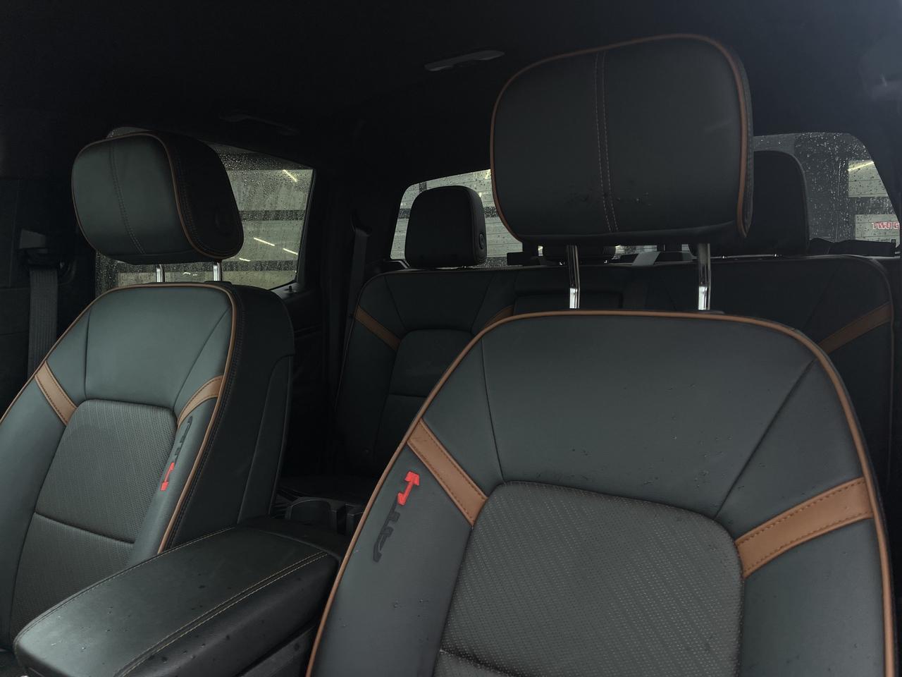 2023 GMC Canyon AT4 4WD Leather Back Up Camera Photo