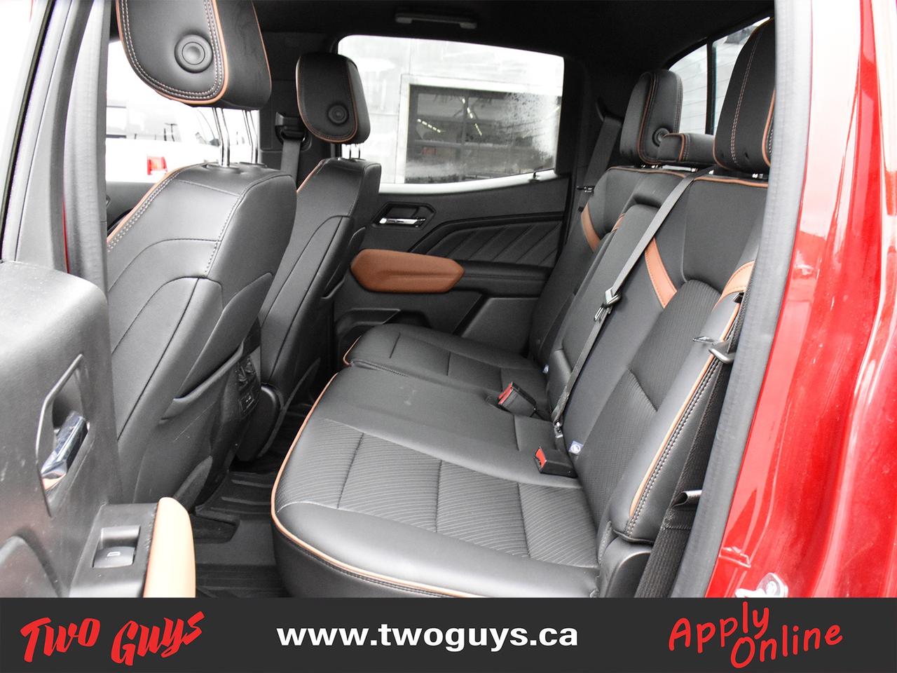 2023 GMC Canyon AT4 Crew 2.7L 4WD   Premium PKG   Tow PKG Photo