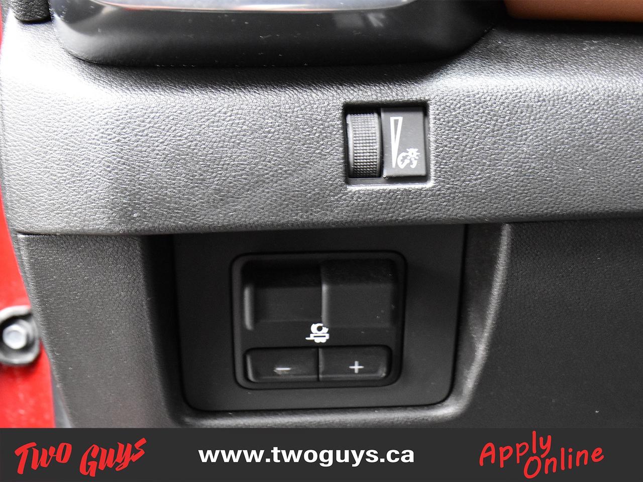 2023 GMC Canyon AT4 Crew 2.7L 4WD   Premium PKG   Tow PKG Photo
