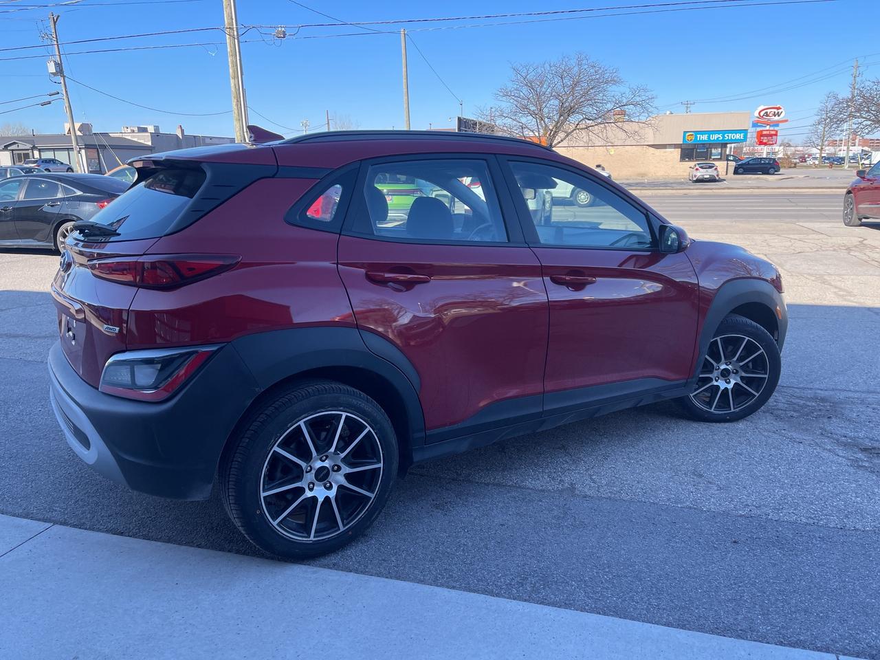 2022 Hyundai KONA Essential AWD Photo