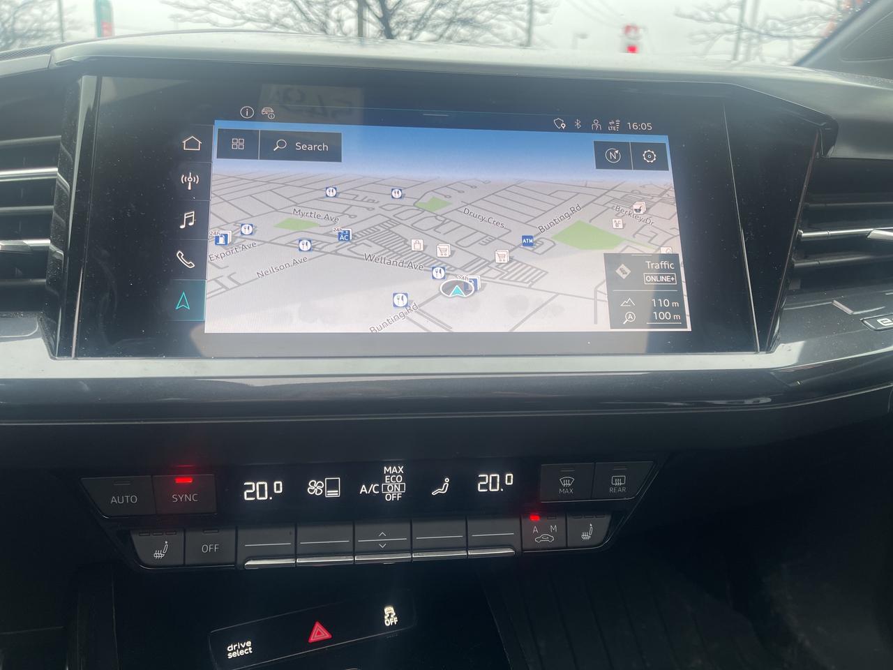 2022 Audi Q4 e-tron quattro Photo