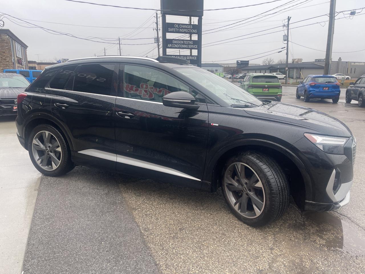 2022 Audi Q4 e-tron quattro Photo