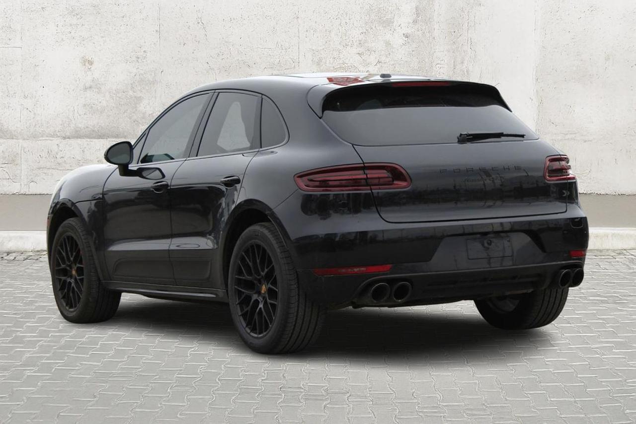 2018 Porsche Macan GTS  Gps BkpCam HtdSeats Moonroof Photo3