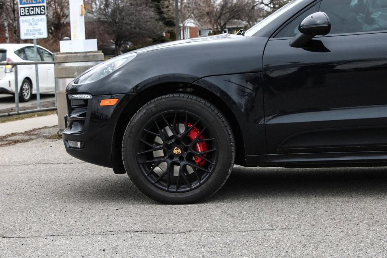 2018 Porsche Macan GTS  Gps BkpCam HtdSeats Moonroof Photo
