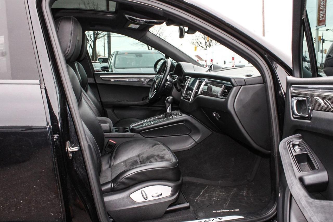 2018 Porsche Macan GTS  Gps BkpCam HtdSeats Moonroof Photo