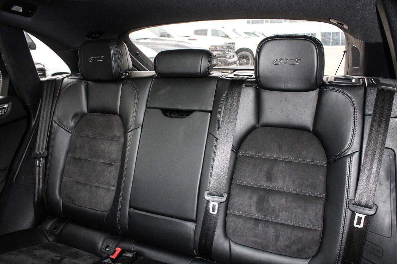 2018 Porsche Macan GTS  Gps BkpCam HtdSeats Moonroof Photo