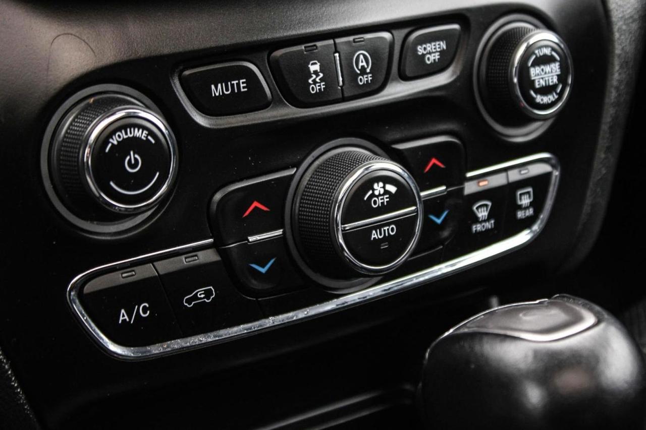 2021 Jeep Cherokee Altitude 4x4 Photo