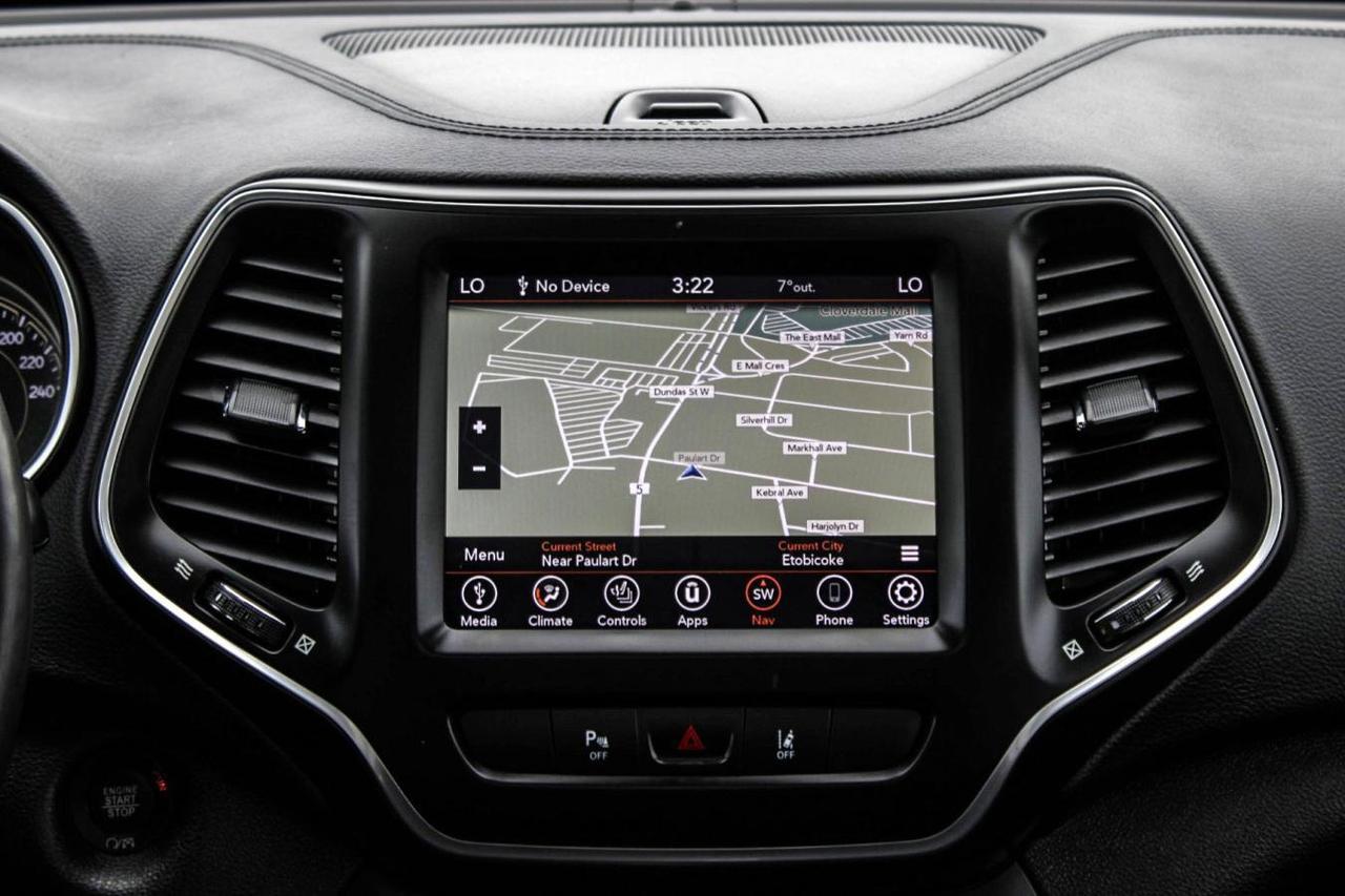 2021 Jeep Cherokee Altitude 4x4 Photo