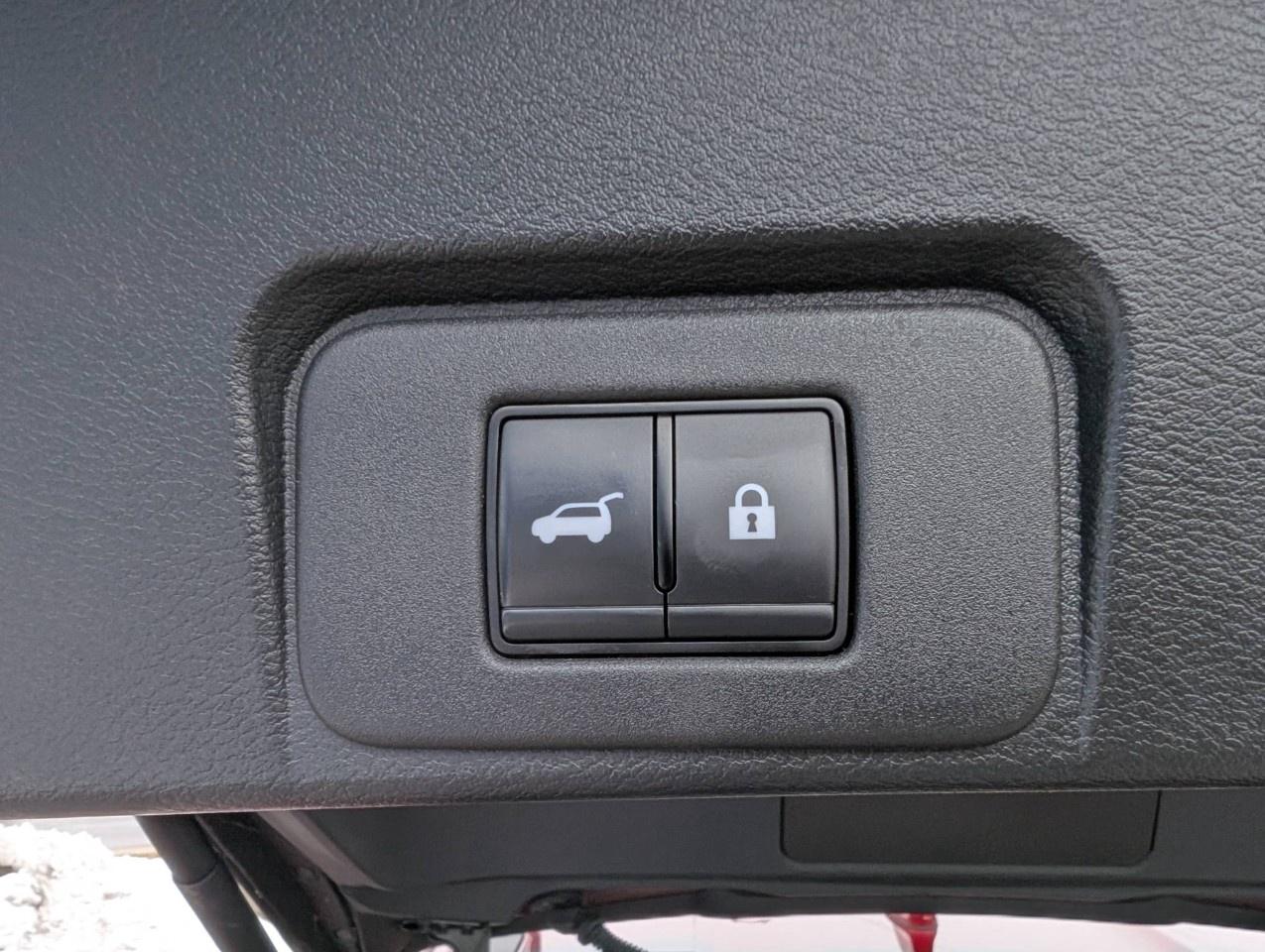 2023 Nissan Rogue AWD Platinum Photo