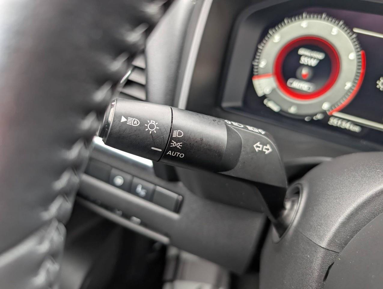 2023 Nissan Rogue AWD Platinum Photo