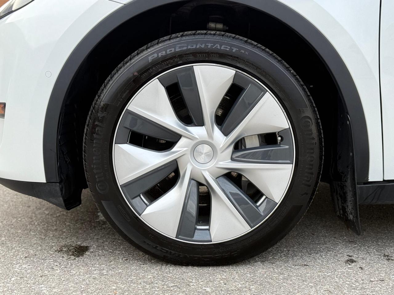 2020 Tesla Model Y LONG RANGE   AWD   ONE OWNER   NO ACCIDENT Photo