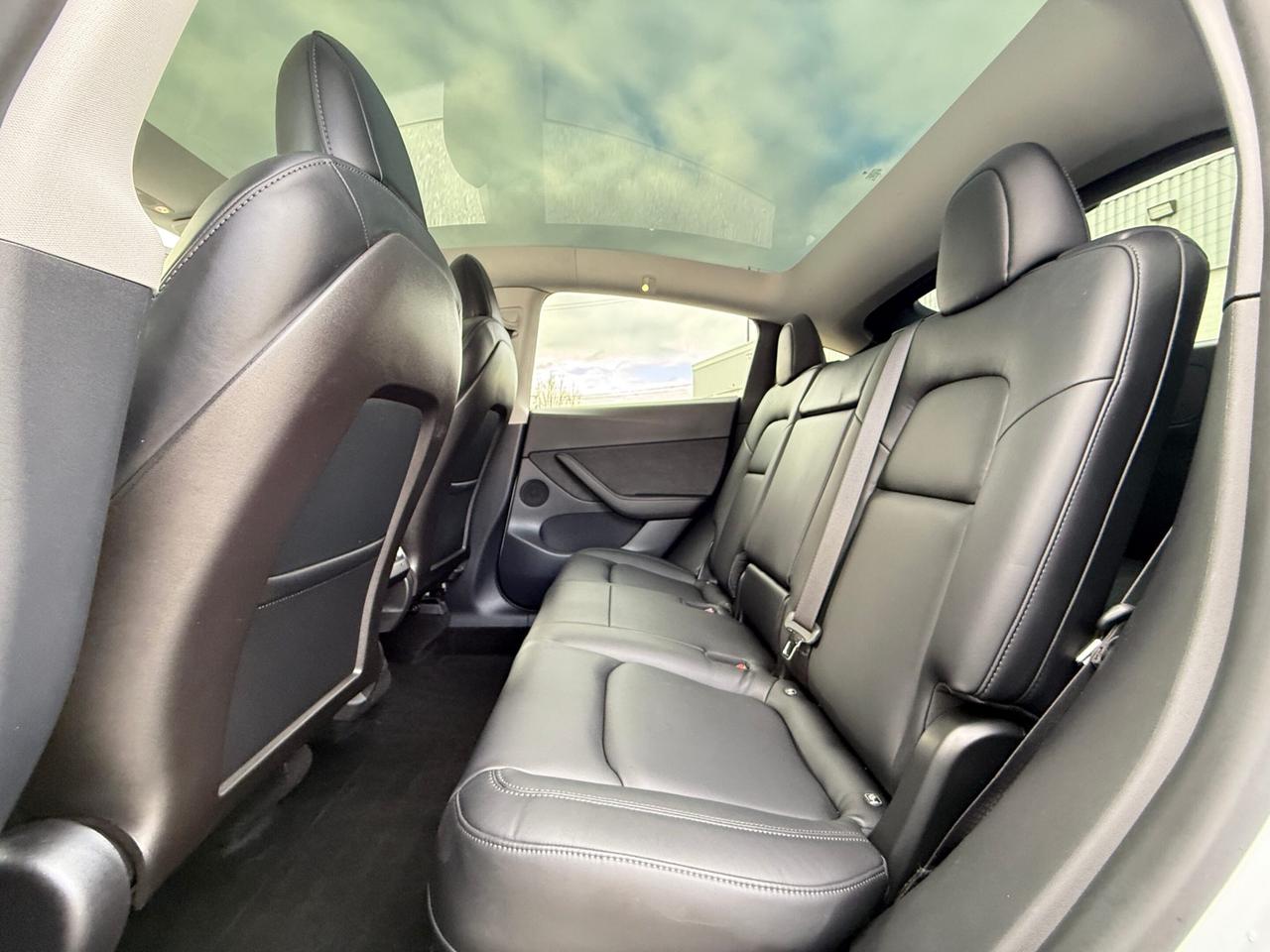 2020 Tesla Model Y LONG RANGE   AWD   ONE OWNER   NO ACCIDENT Photo