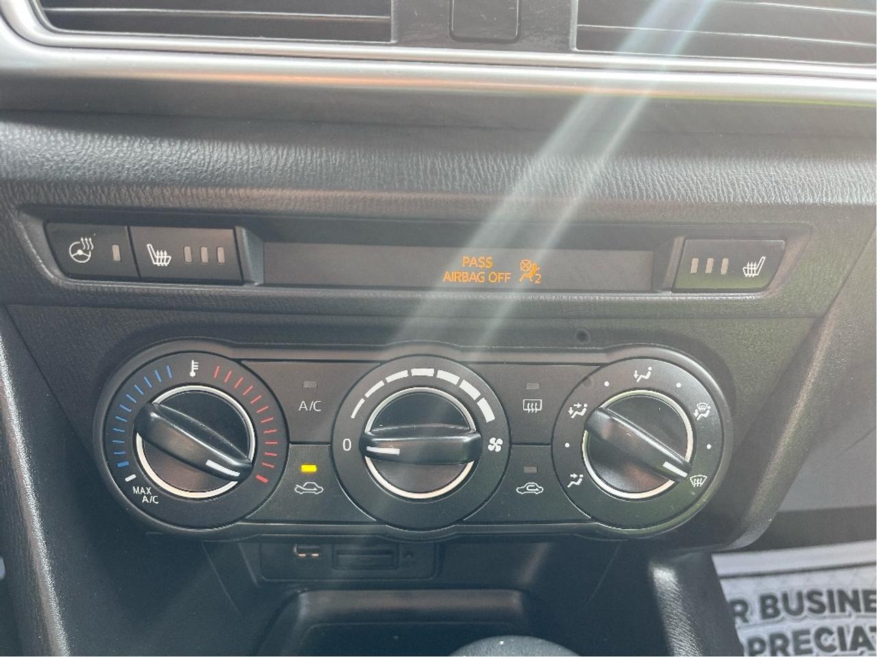 2018 Mazda MAZDA3 GS NAVIGATION CERTIFIED Photo