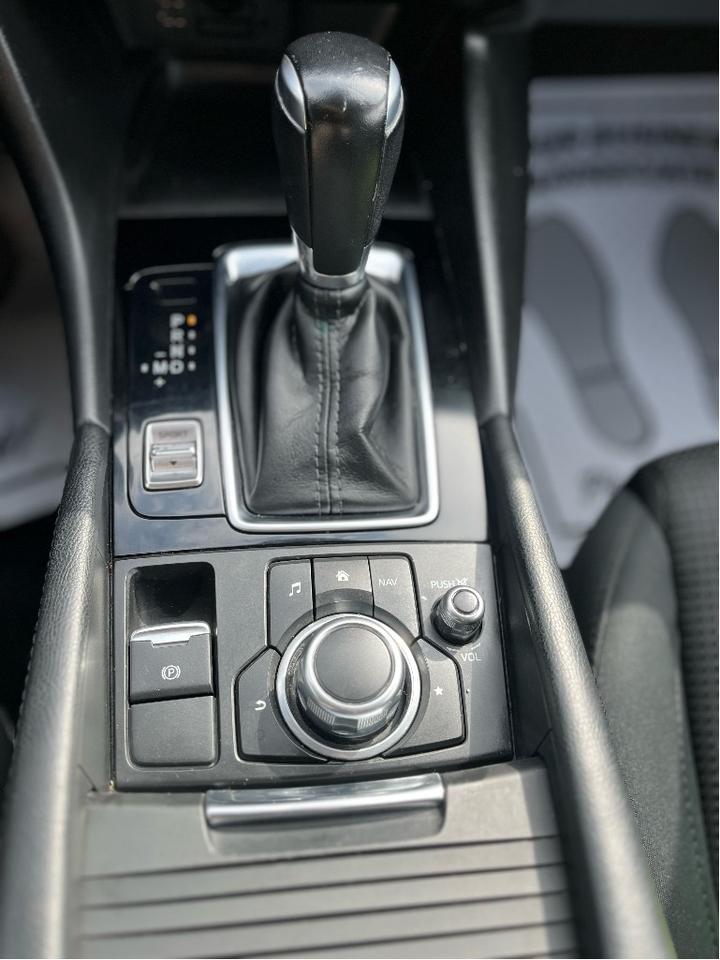 2018 Mazda MAZDA3 GS NAVIGATION CERTIFIED Photo