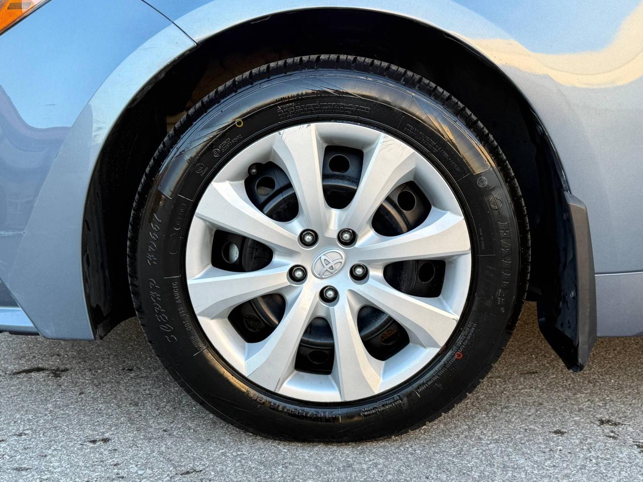 2020 Toyota Corolla LE   NO ACCIDENT Photo