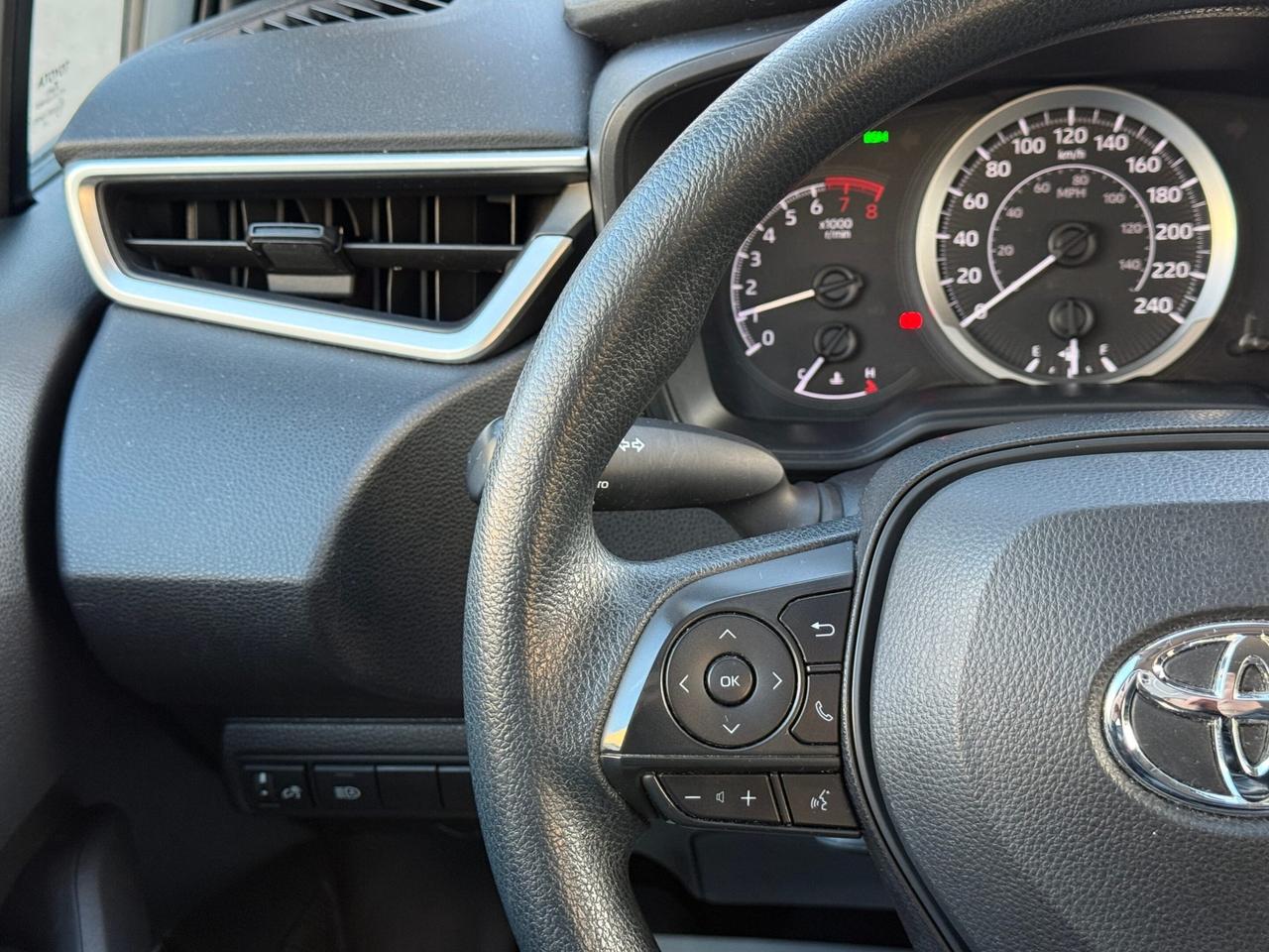 2020 Toyota Corolla LE   NO ACCIDENT Photo