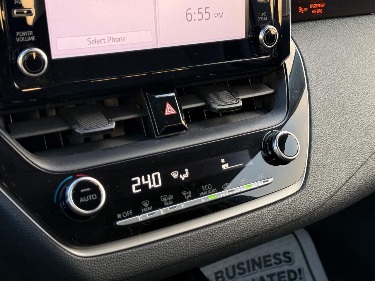 2020 Toyota Corolla LE   NO ACCIDENT Photo