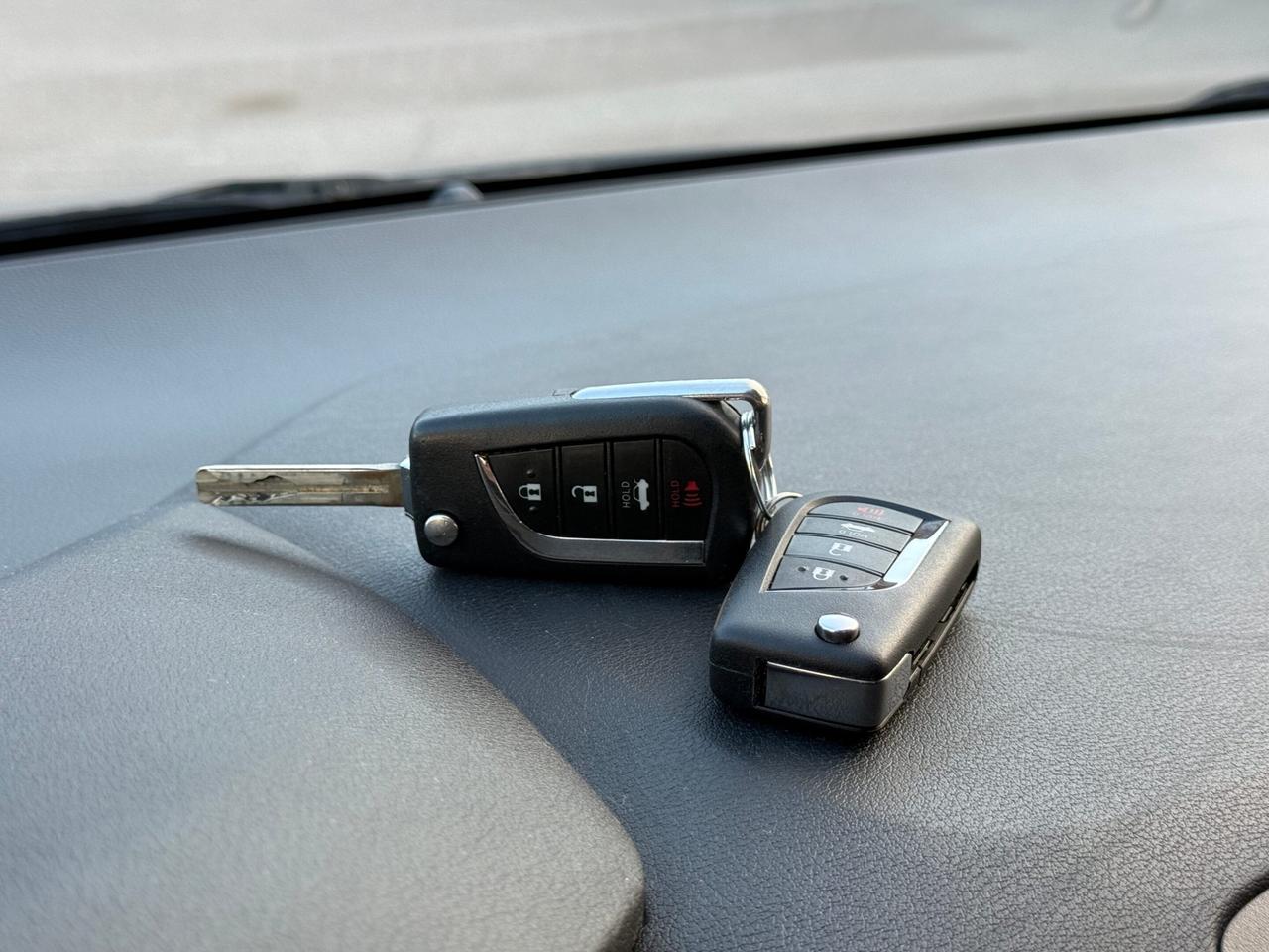 2020 Toyota Corolla LE   NO ACCIDENT Photo