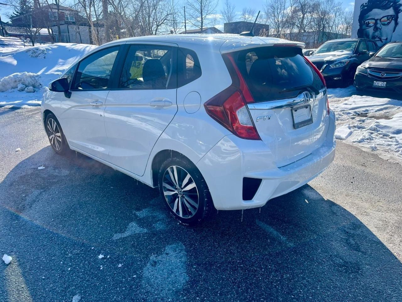 2017 Honda Fit EXL LEATHER CERTIFIED Photo