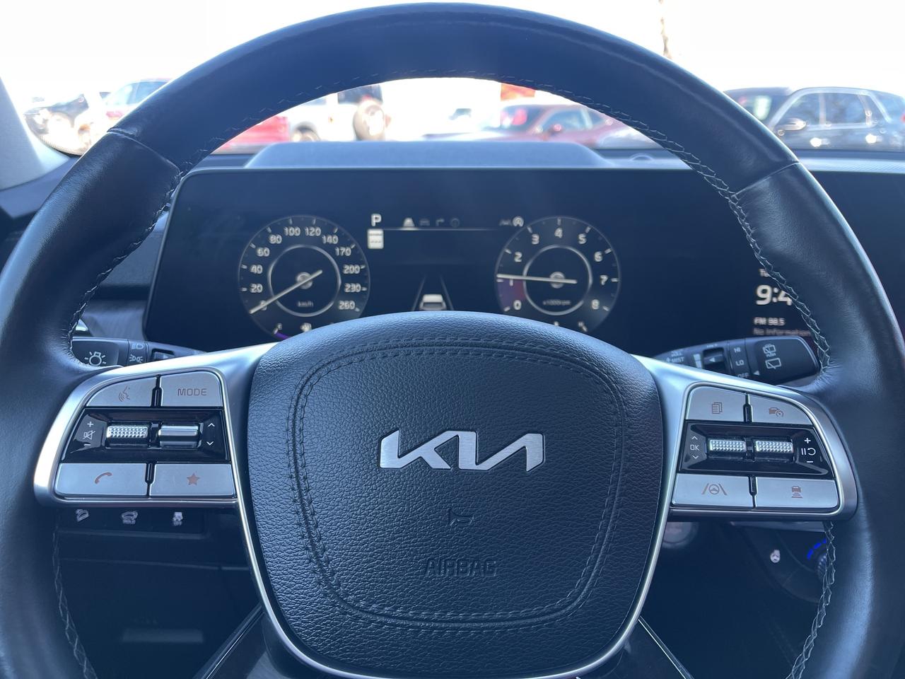 2023 Kia Telluride SX AWD 8 Passenger Leather Nav Remote Start Photo