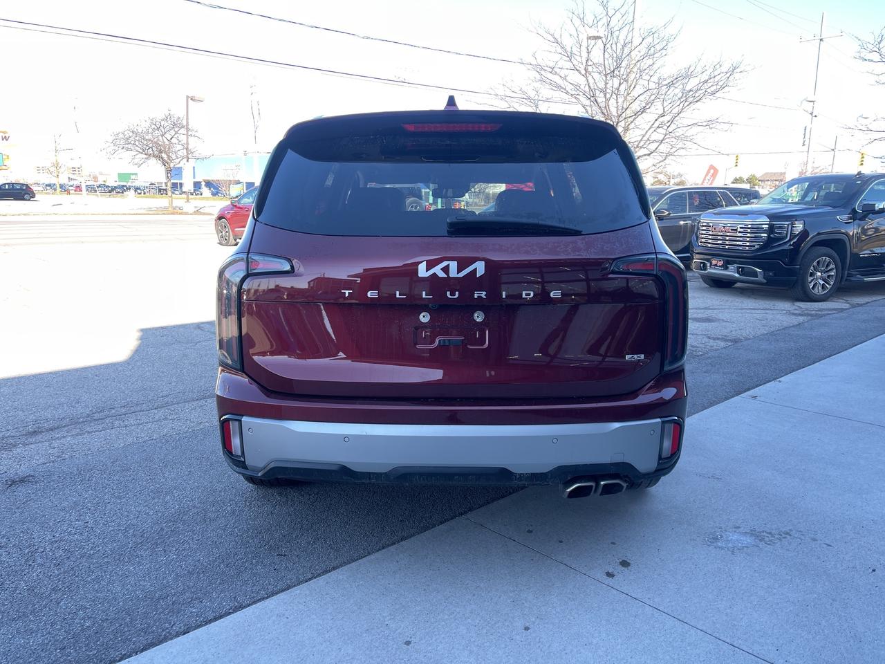 2023 Kia Telluride SX AWD 8 Passenger Leather Nav Remote Start Photo