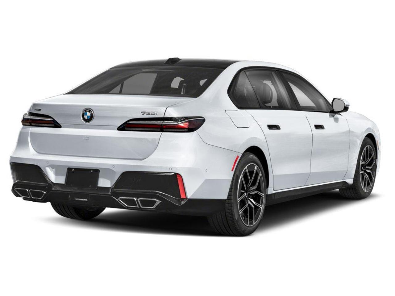 2026 BMW 760 i xDrive 4dr All-Wheel Drive Sedan Photo2