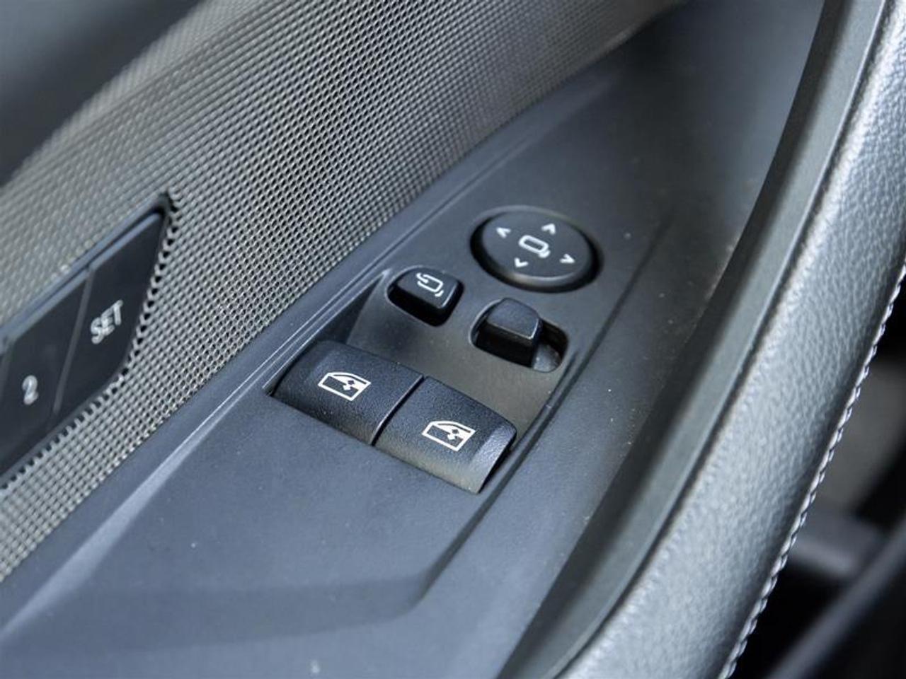 2022 BMW M440 i xDrive 2dr All-Wheel Drive Coupe Photo