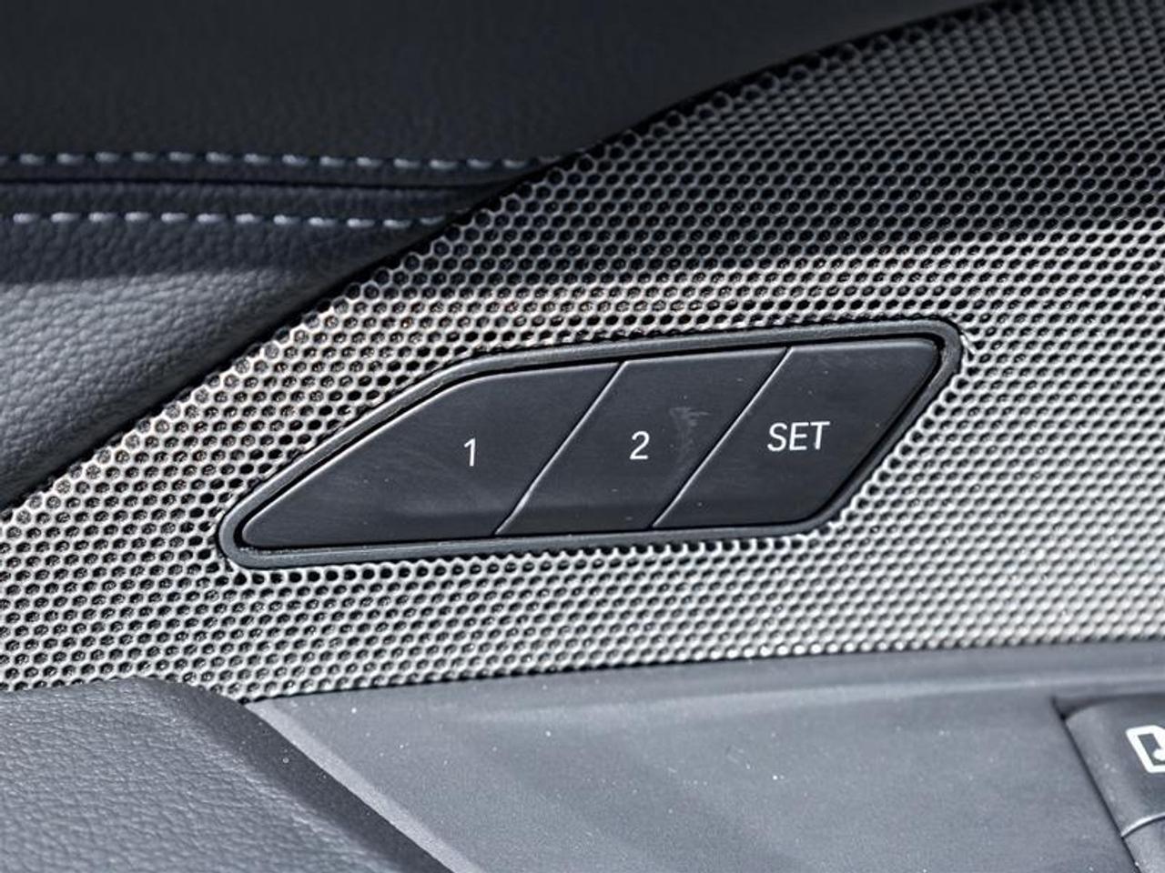 2022 BMW M440 i xDrive 2dr All-Wheel Drive Coupe Photo