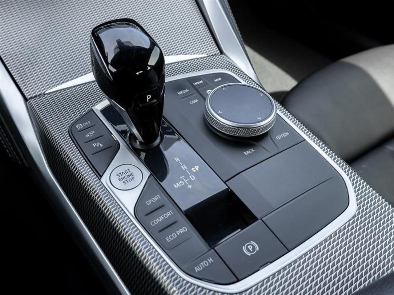 2022 BMW M440 i xDrive 2dr All-Wheel Drive Coupe Photo