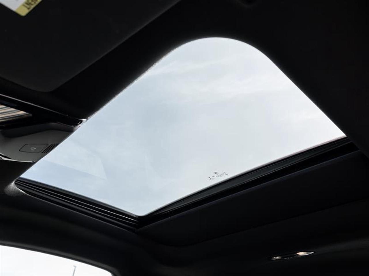 2022 BMW M440 i xDrive 2dr All-Wheel Drive Coupe Photo