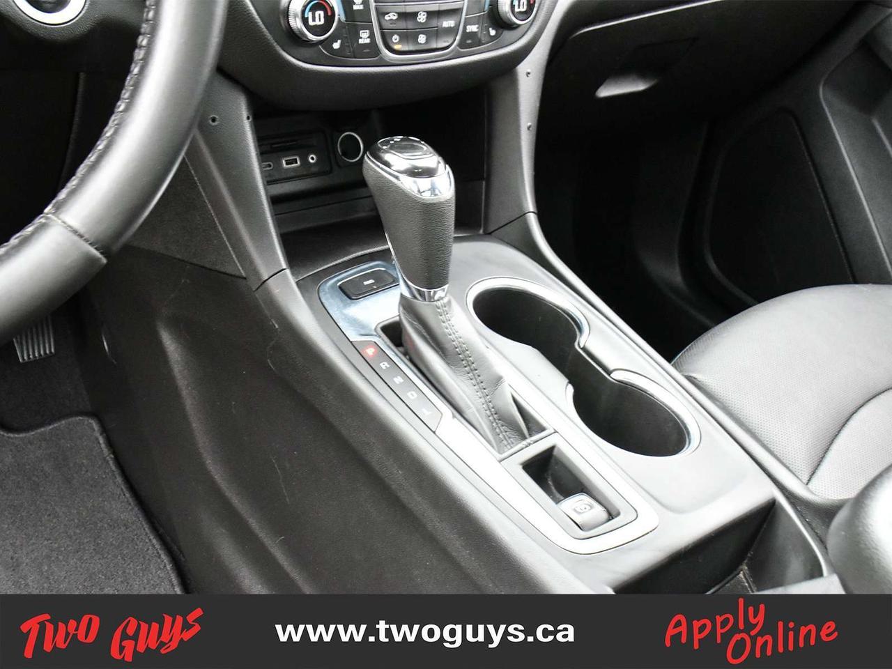 2021 Chevrolet Equinox AWD 4dr LT w-1LT Photo