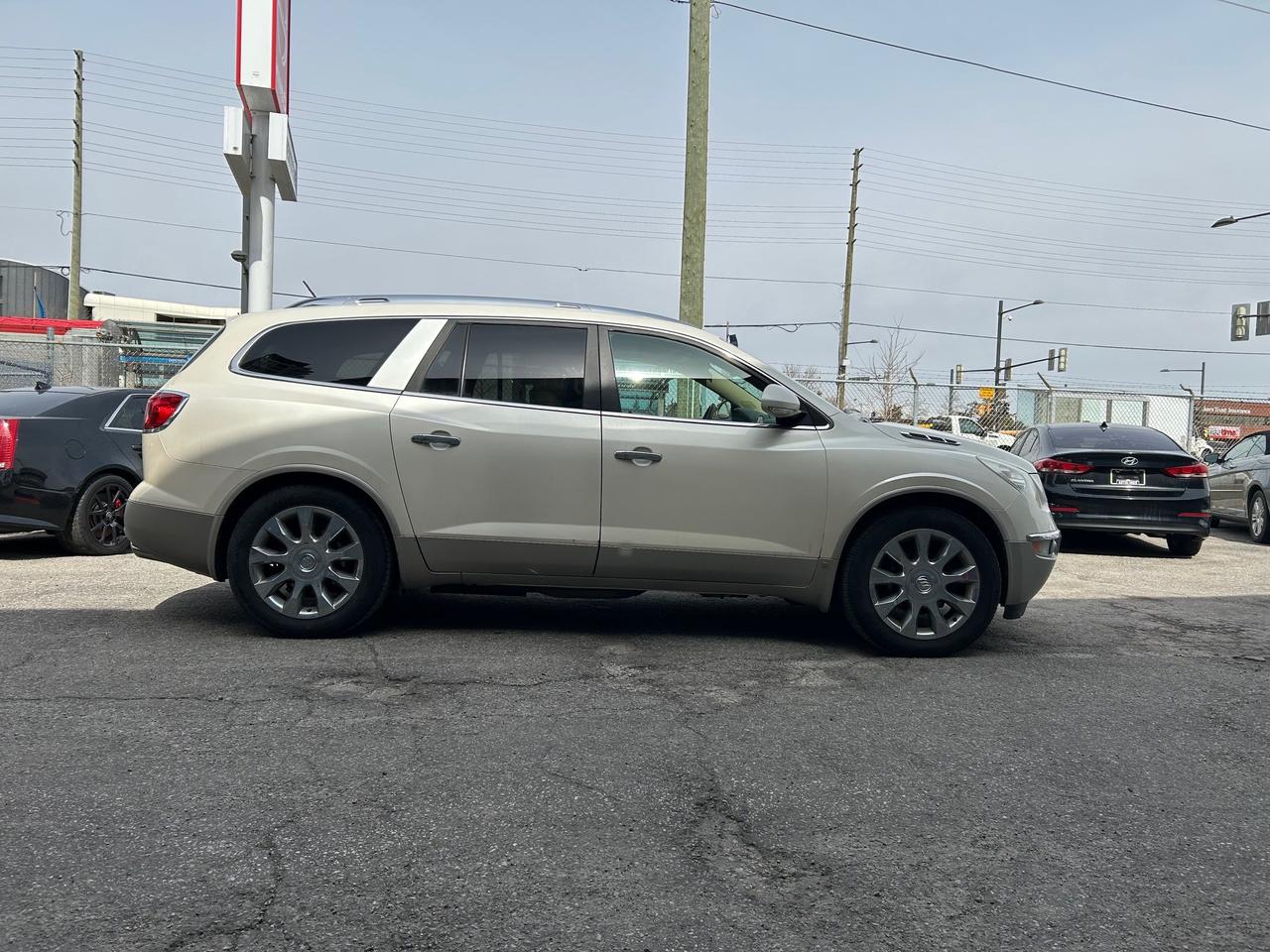 2010 Buick Enclave AWD 4dr CXL2   DUAL SUNROOF   DVD   NAVIGATION Photo