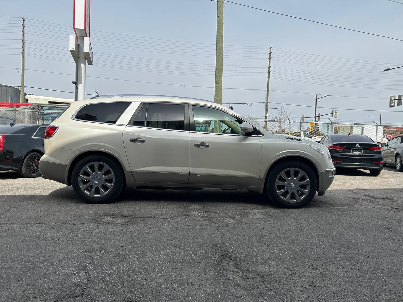 2010 Buick Enclave AWD 4dr CXL2   DUAL SUNROOF   DVD   NAVIGATION Photo