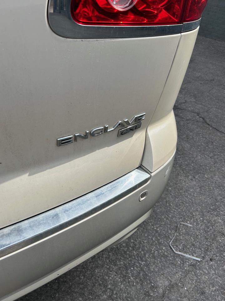 2010 Buick Enclave AWD 4dr CXL2   DUAL SUNROOF   DVD   NAVIGATION Photo