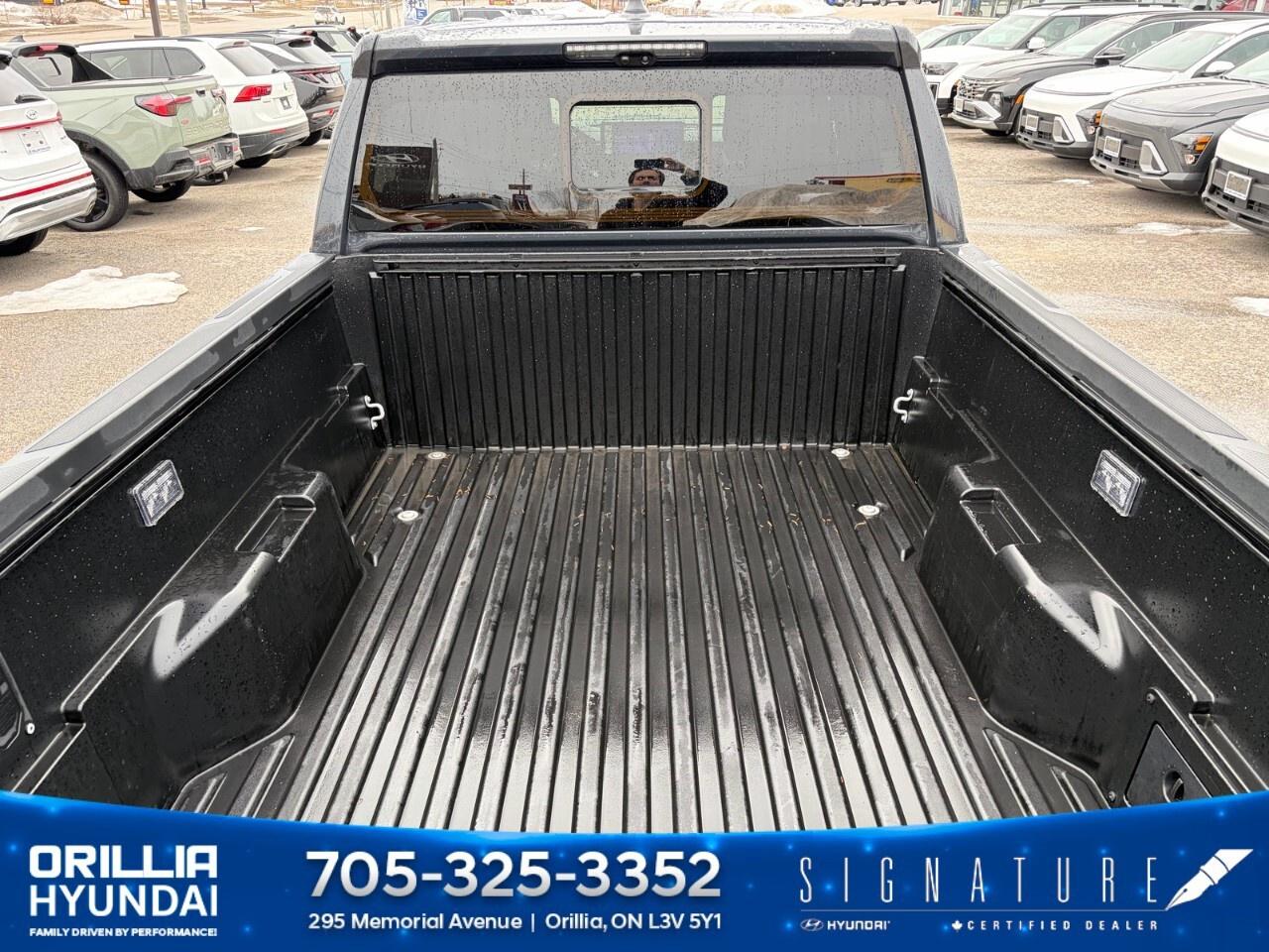 2024 Toyota Tacoma 4x4 Double Cab Auto SB Photo